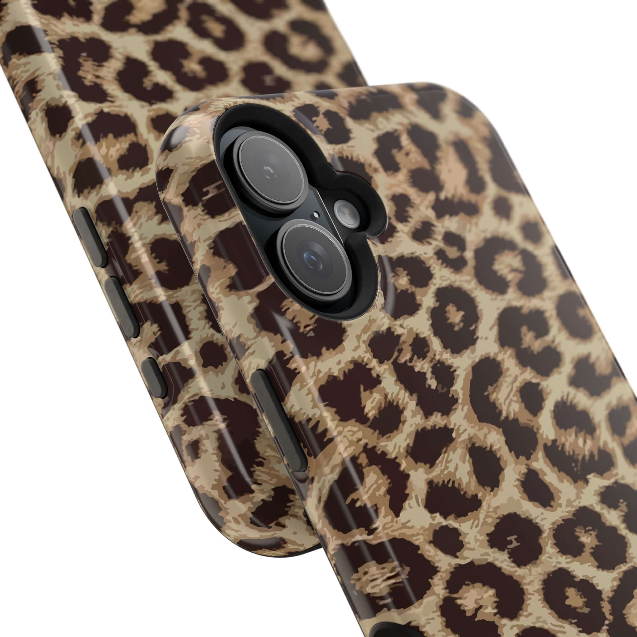 Stylish Cheetah Print iPhone 16 Case with MagSafe Compatibility and Bold Design