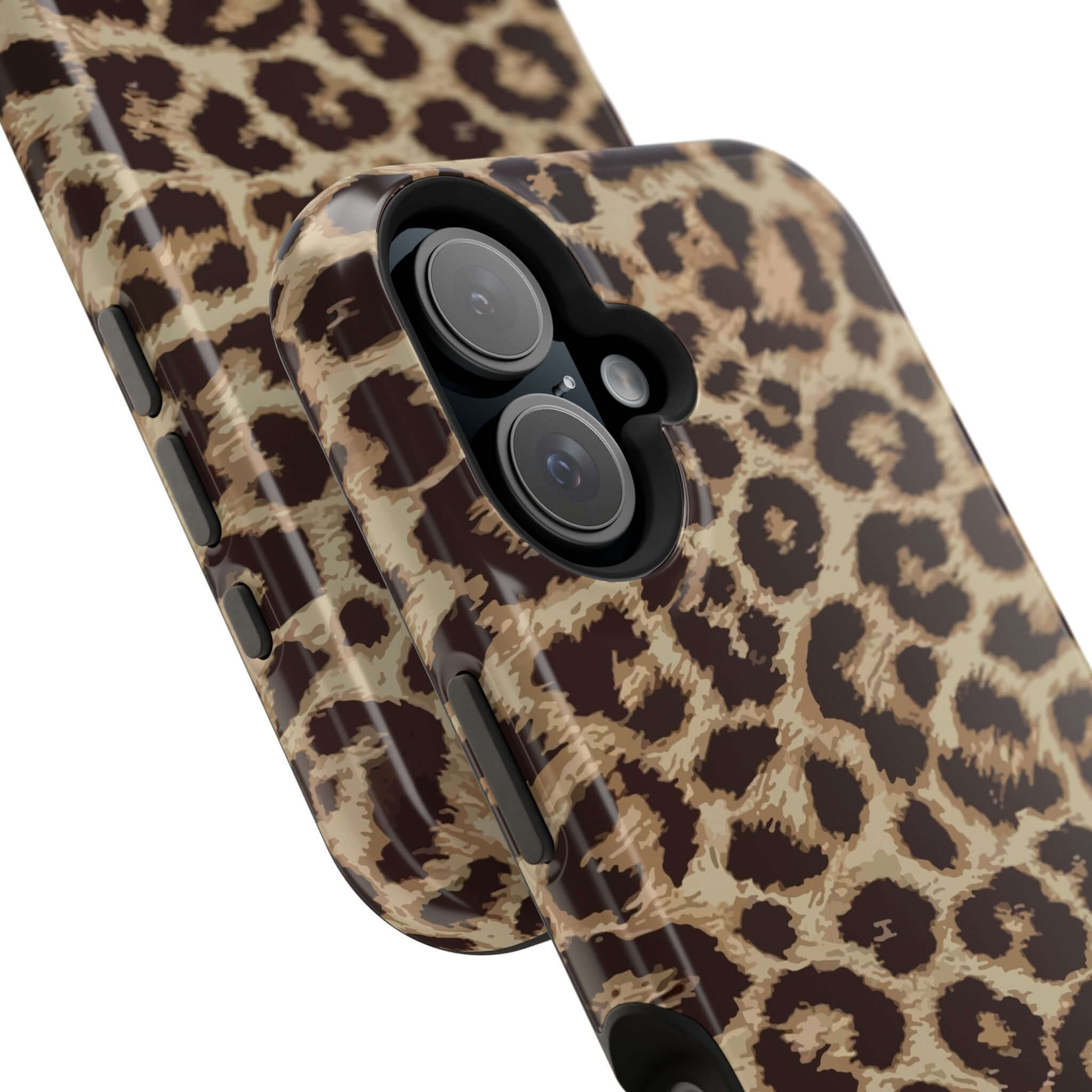 Stylish Savannah Rush Cheetah Case with bold print for iPhone 16, featuring a cute MagSafe design for phone protection.